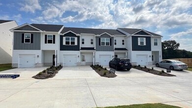 Building Photo - 4234 Belcourt Dr