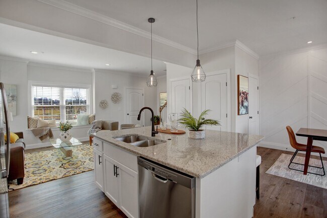 Building Photo - 971 Old Elizabethtown Rd