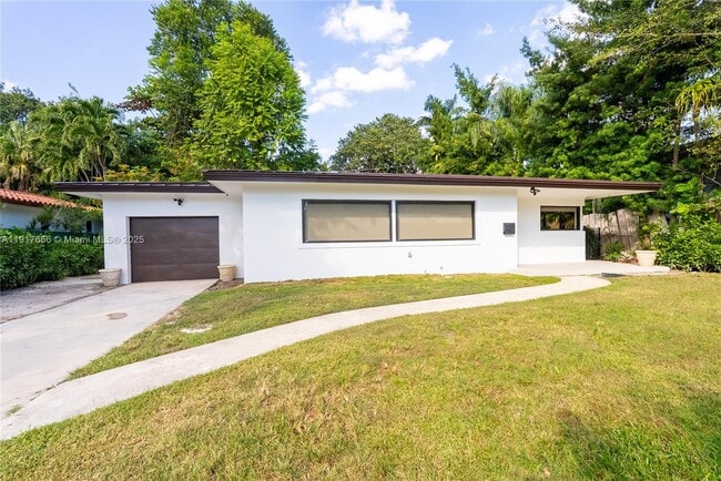 Building Photo - 3711 Battersea Rd