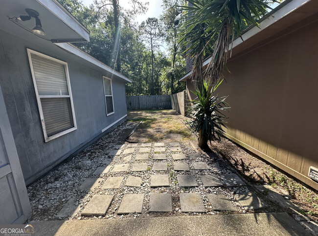 Building Photo - 127 Millers Trace Dr