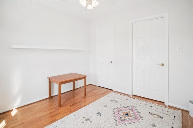 Building Photo - Furnished 2BR/2BA plus den located at Tuck...