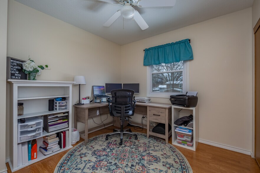 Building Photo - 3117 Windsor Dr