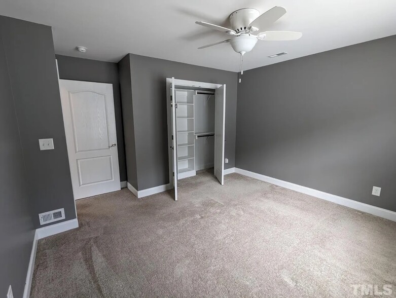 Building Photo - 519 Mill Hopper Ln