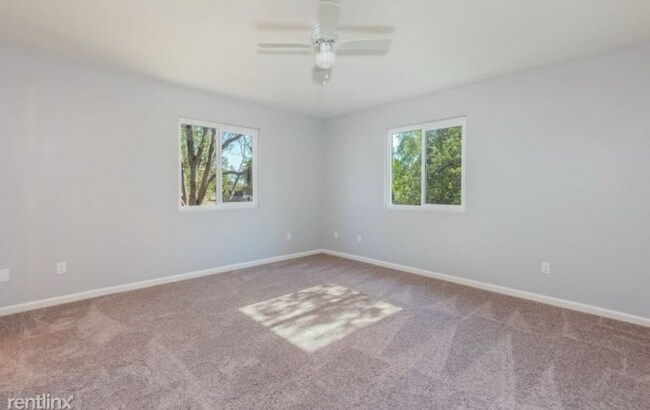 Building Photo - 8861 Olive Dr