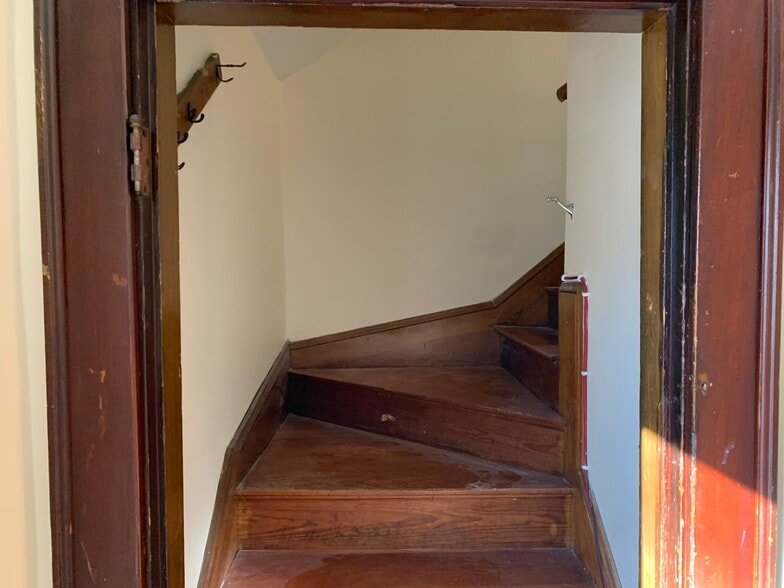 Building Photo - 7 Donnybrook Rd