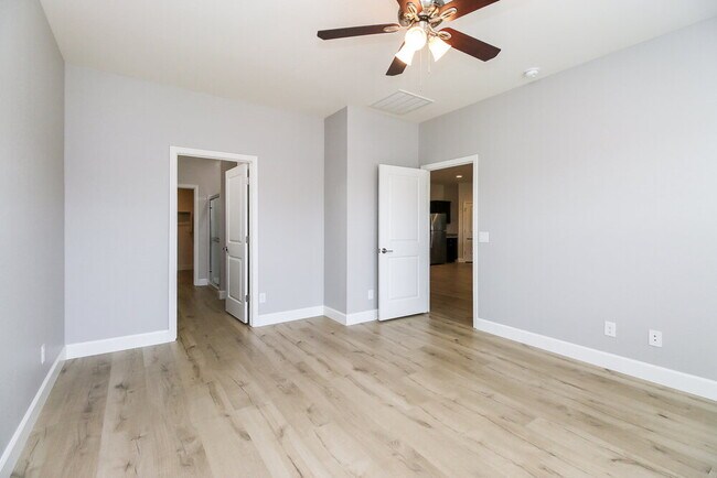 Building Photo - 4503 W Feather Plume Dr