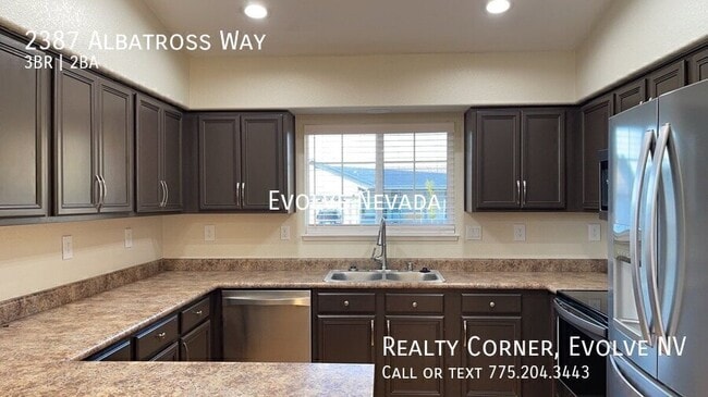 Building Photo - 2387 Albatross Way