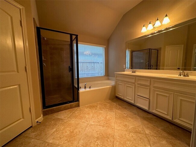 Building Photo - 2922 Firewalk Trace