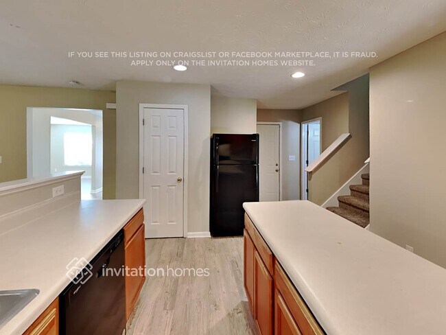 Building Photo - 4536 Parkway Cir