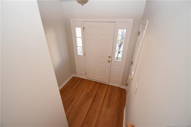 Building Photo - 1302 Briar Woods Ln