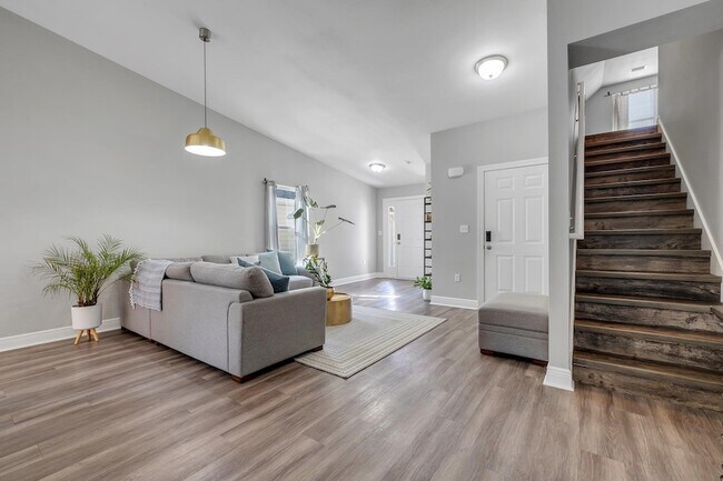 Building Photo - 1069 Lacey Ln