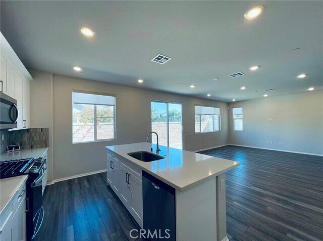 Building Photo - 31832 Gimbal Wy