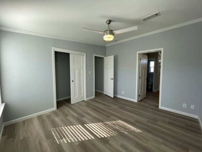 Building Photo - 4104 Guilder St