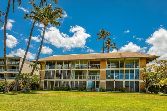 Building Photo - Oceanfront 1 Bed/1 Bath Fully Furnished Condo at Waipuilani!