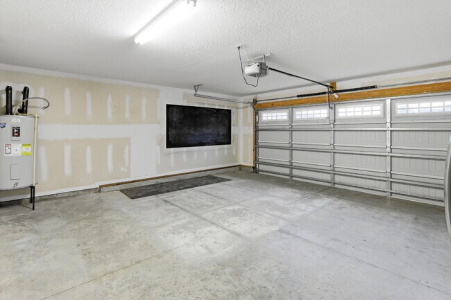 Building Photo - 124 Regatta Way