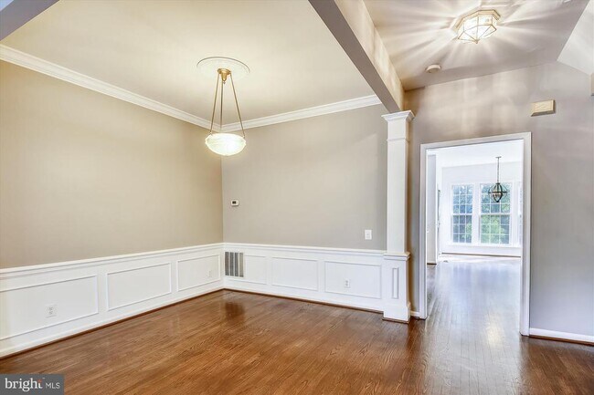 Building Photo - 5413 Summer Leaf Ln
