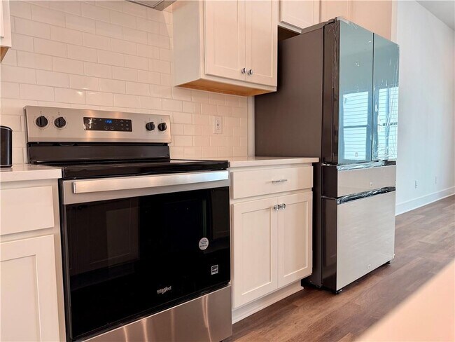 Building Photo - 515 Motivation Cir NW