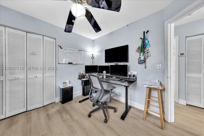 Building Photo - 1408 NW 126th Ave