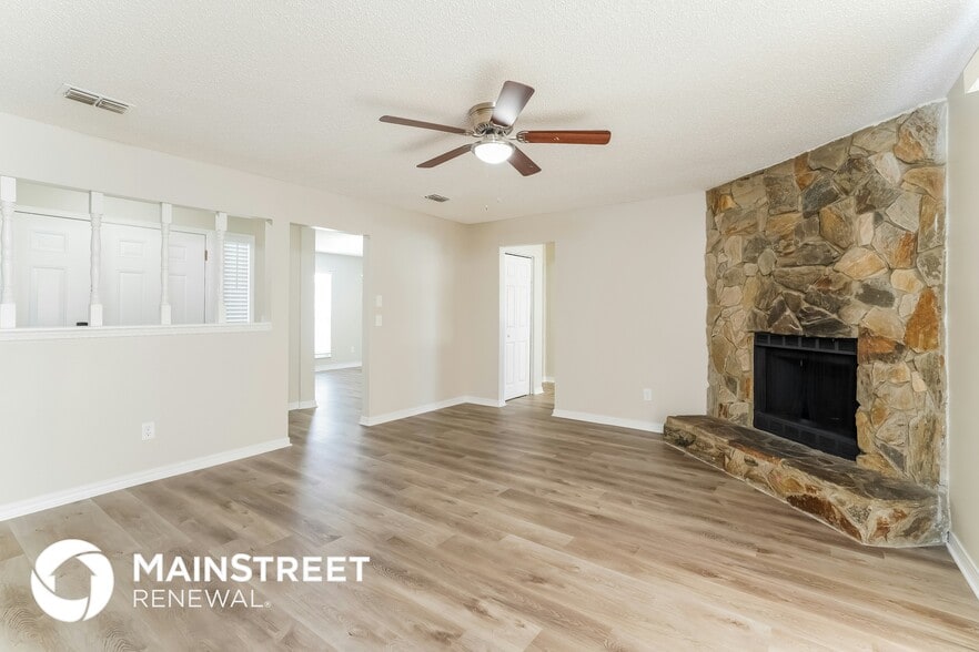 Building Photo - 1177 Kincross Court