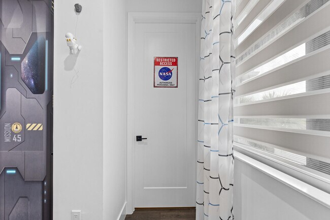 Building Photo - 12470 Solana Bay Cir