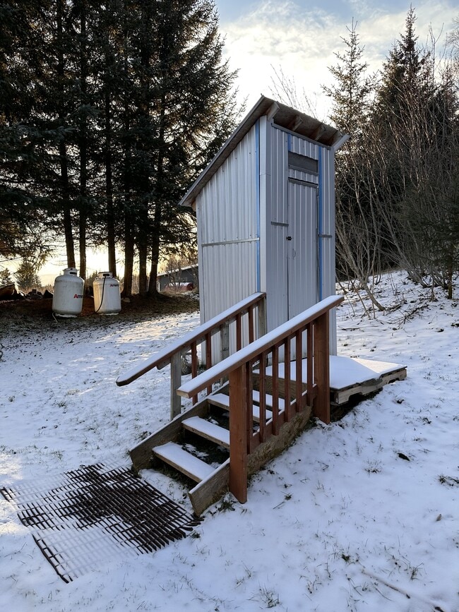 Building Photo - 1410 E St