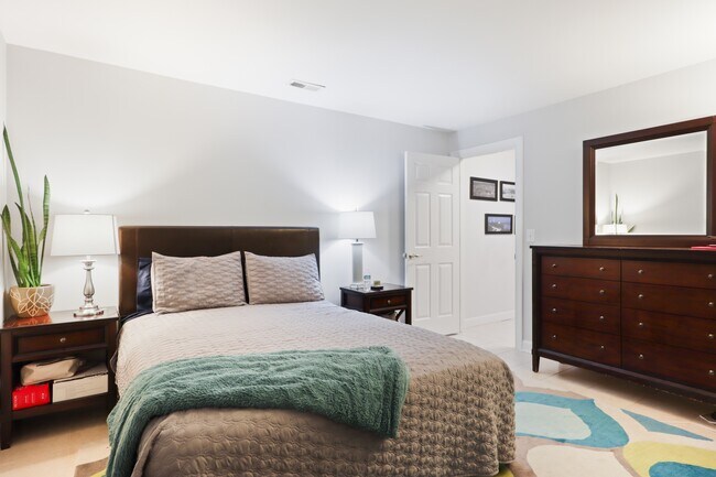 Building Photo - 47627 Rhyolite Pl