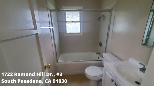 Building Photo - 1722 Raymond Hill Rd