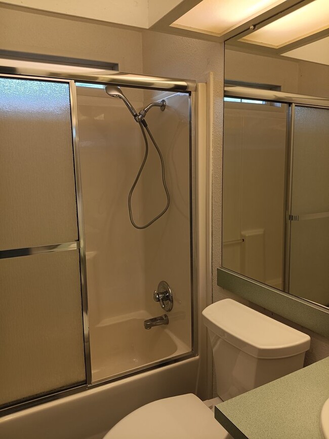 Building Photo - Country Living In The Independence Area Is...