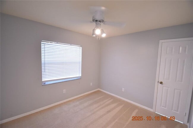Building Photo - 2712 Falling Leaves Dr