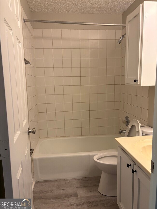 Building Photo - 724 Morningside Ln