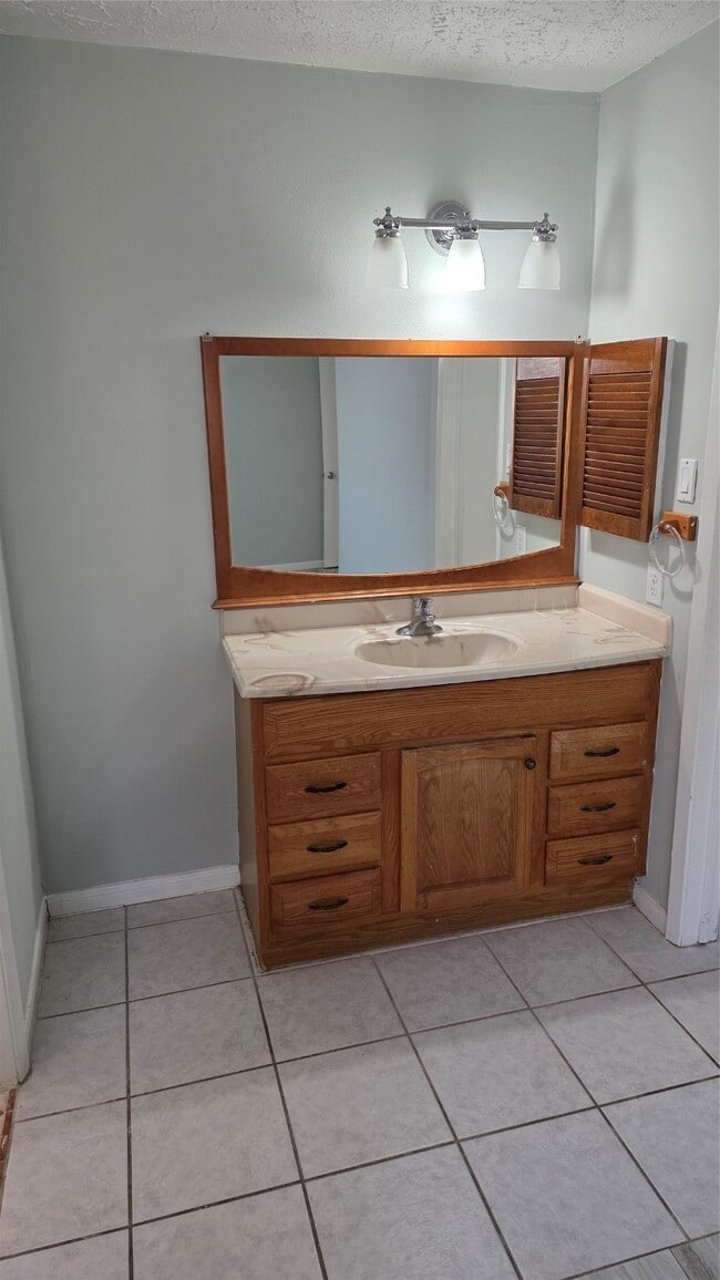 Building Photo - 3607 Timber Rock Ct