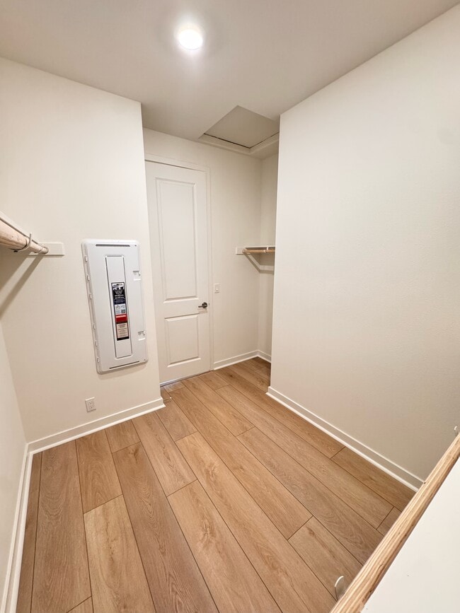Building Photo - 303 Capistrano Dr