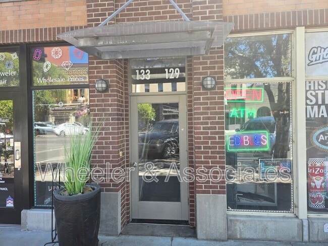Building Photo - 129 25th St
