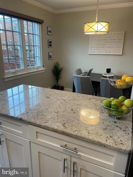 Building Photo - 703 Chetworth Pl