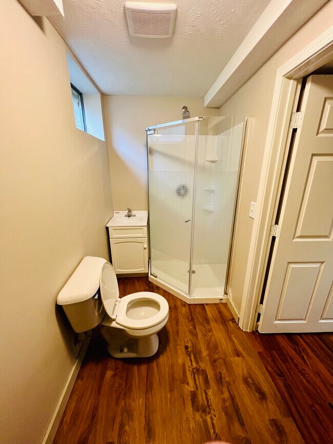 Building Photo - 5035 S 163rd Ave