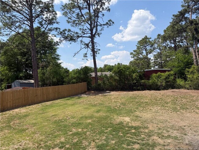 Building Photo - 1837 Gumberry Ct