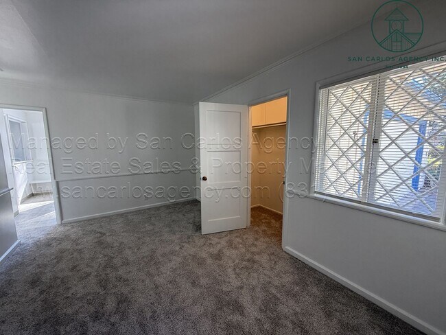 Building Photo - Refreshed Four Bedroom Hatton Fields Home