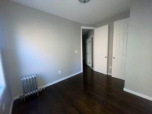 Building Photo - 3 bedroom in BRONX NY 10468