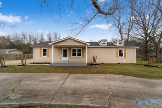 Building Photo - 117 Mandy Dr