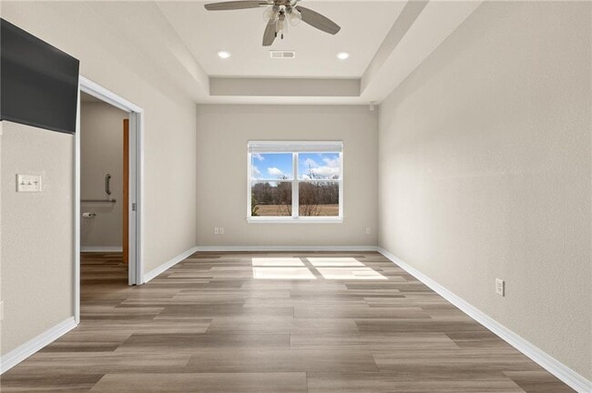 Building Photo - 51 Countryside Cir