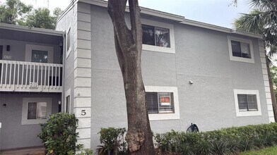 Building Photo - 4172 Plantation Cove Dr