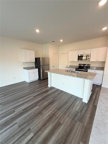 Building Photo - 2313 States St