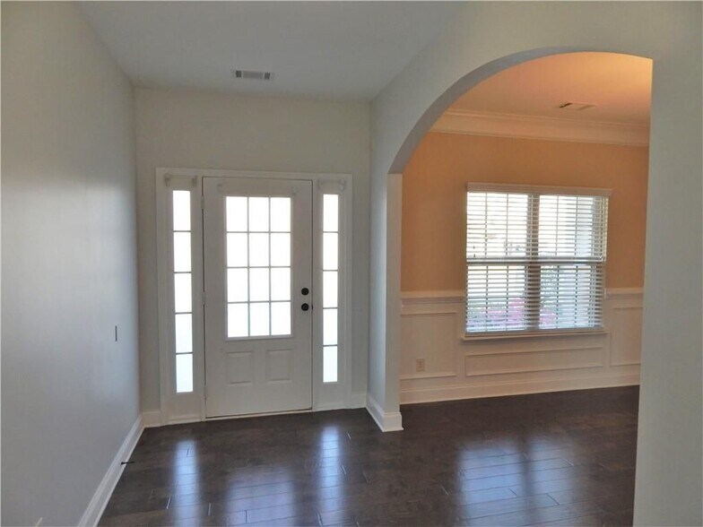 Building Photo - 2441 Melton Common Dr