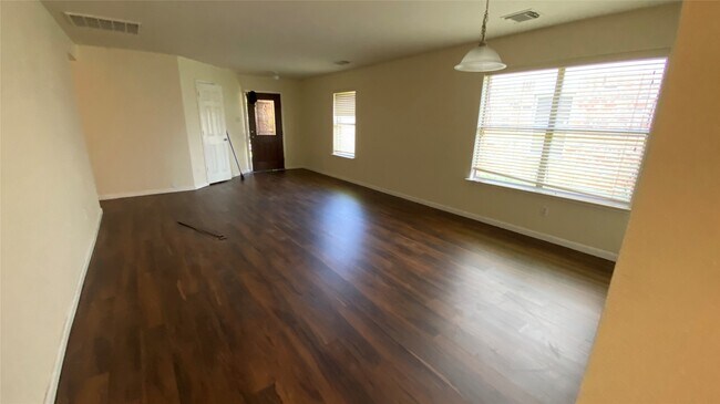 Building Photo - 19510 Remington Martin Dr