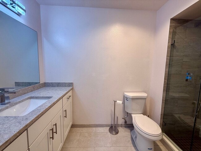 Building Photo - Holly Terrace Condominiums - Magnolia