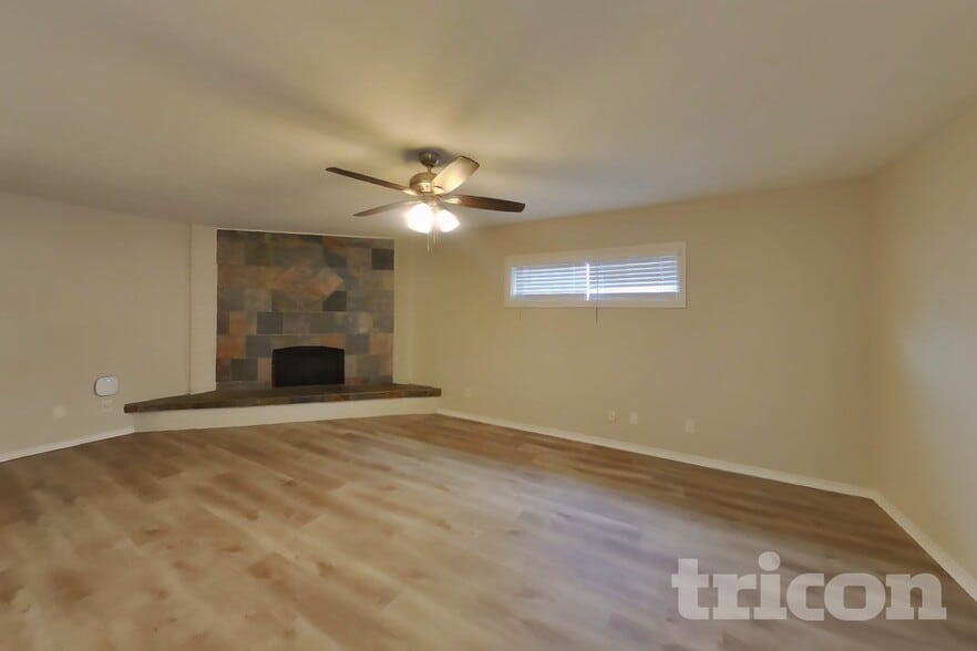 Building Photo - 416 Forestwood Dr
