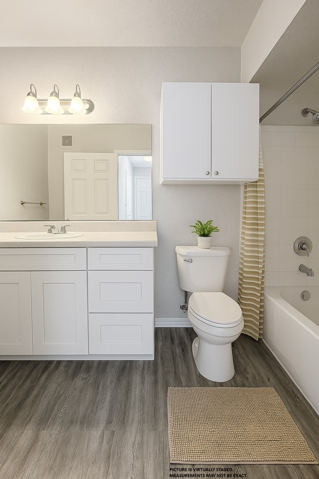 Building Photo - Modern 2BR/2BA Condo Near Ivanhoe Village – Move-In Ready!