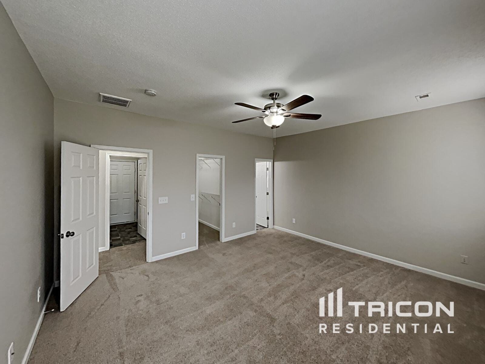Building Photo - 2403 Glen Meadow Dr
