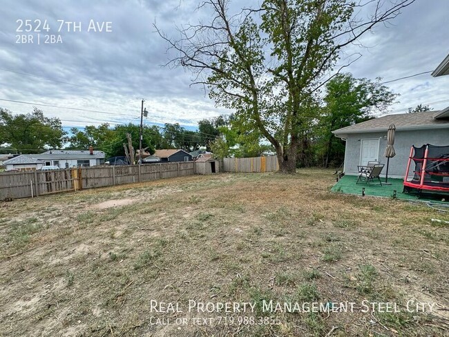 Building Photo - Newly Updated 2-Bedroom, 2-Bathroom Charmer!