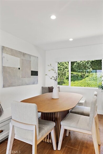 Building Photo - 37 Blue Lagoon